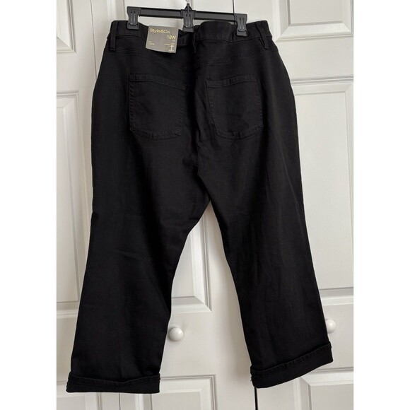 STYLE & CO WMEN'S PANTS CURVY CAPRI BLACK PLUS SIZE 18W/ 20W SLIMMING POCKET - Picture 5 of 11